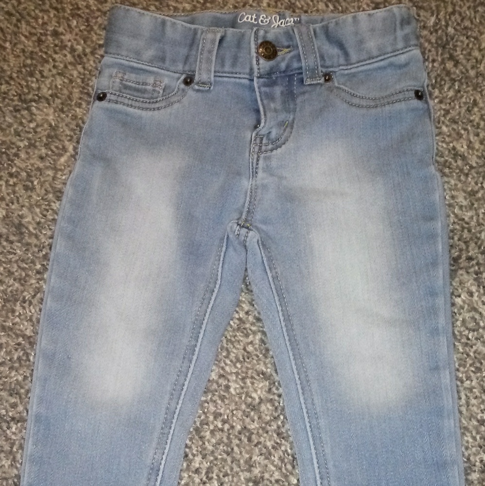 GIRLS SIZE 18 MONTHS CAT & JACK SKINNY JEANS